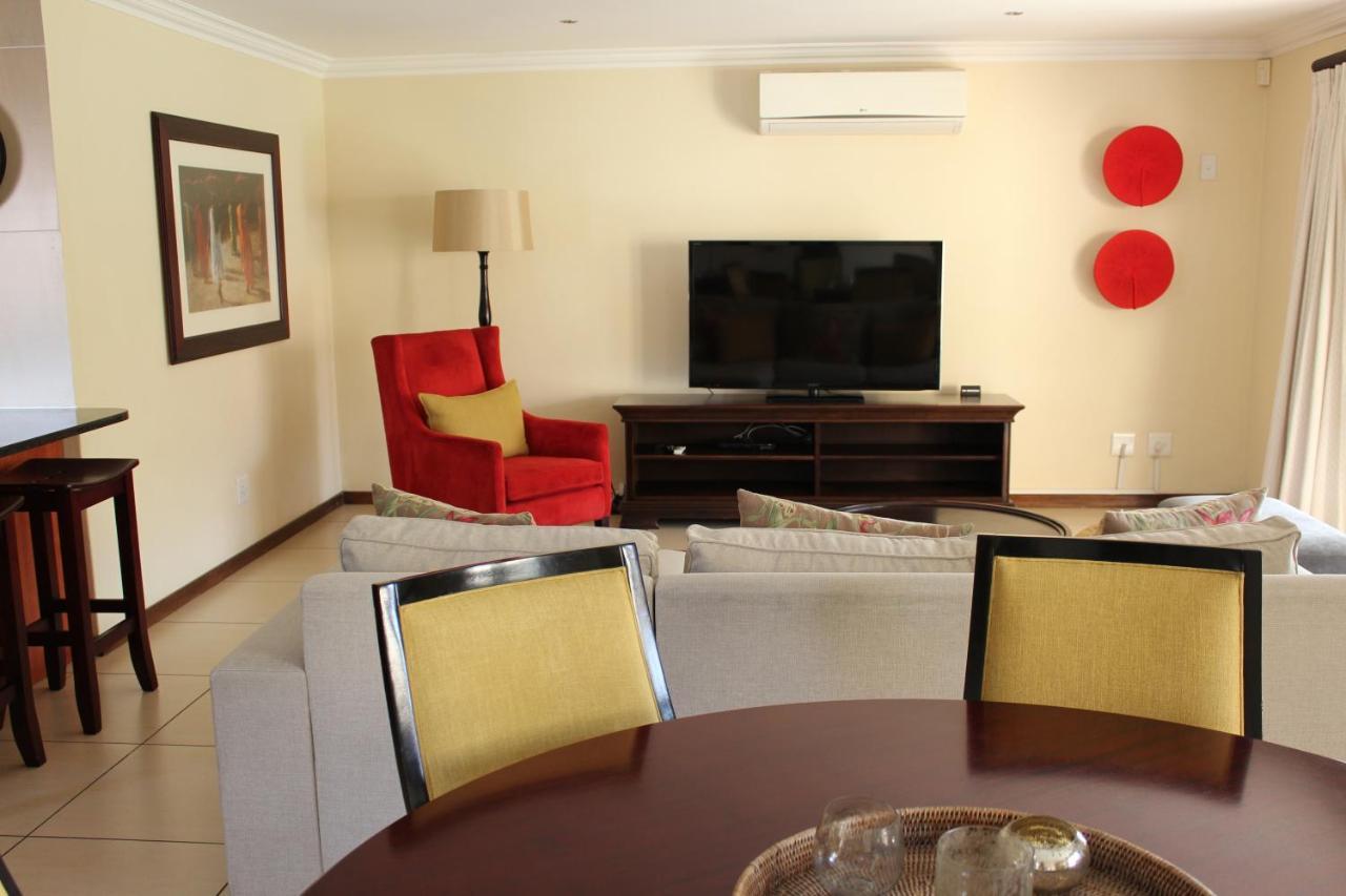 Topaz Cove Luxury Villas อีเดนเวล ภายนอก รูปภาพ