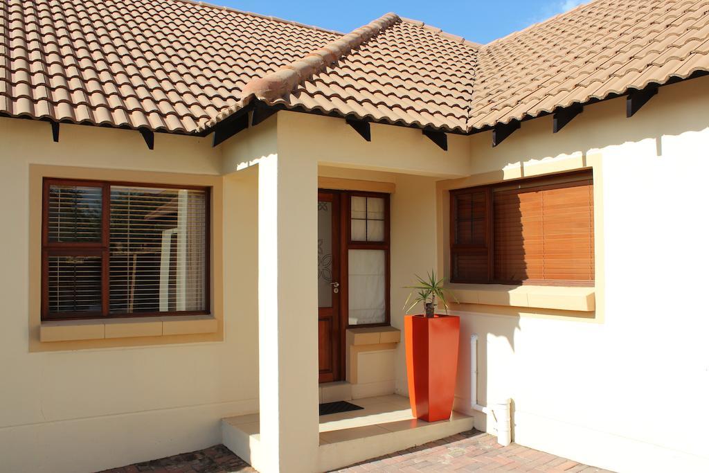 Topaz Cove Luxury Villas อีเดนเวล ภายนอก รูปภาพ