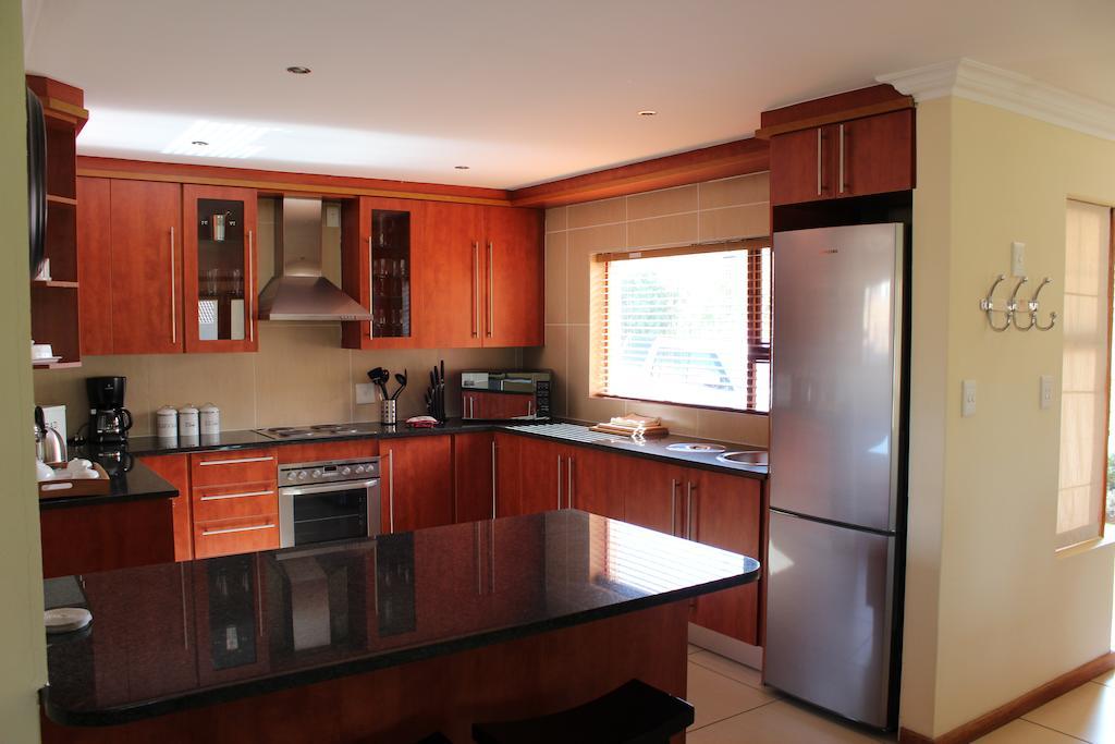 Topaz Cove Luxury Villas อีเดนเวล ภายนอก รูปภาพ